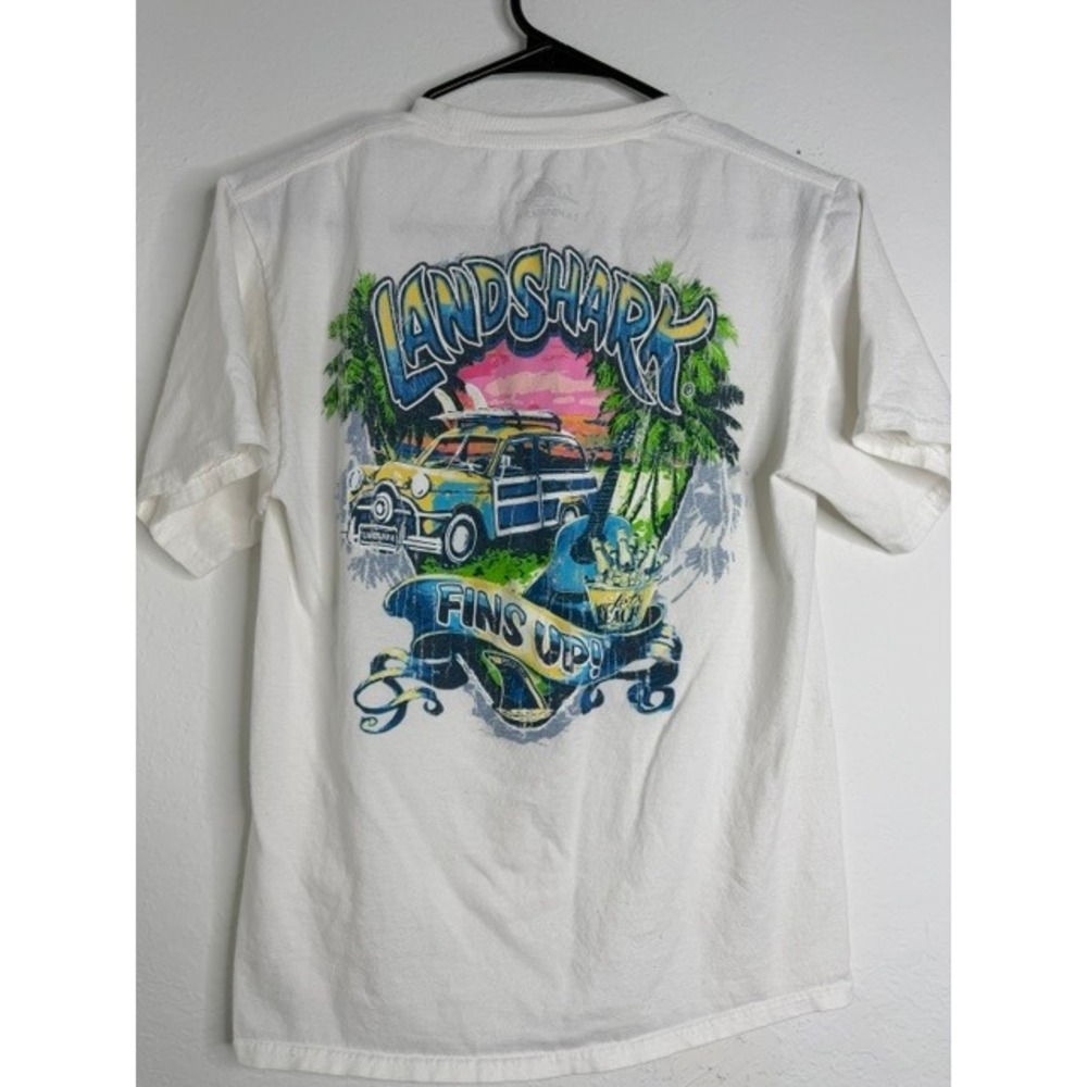 Landshark Fins Up Graphic T-Shirt Mens Small White Cotton Beach Woody Wagon Tee